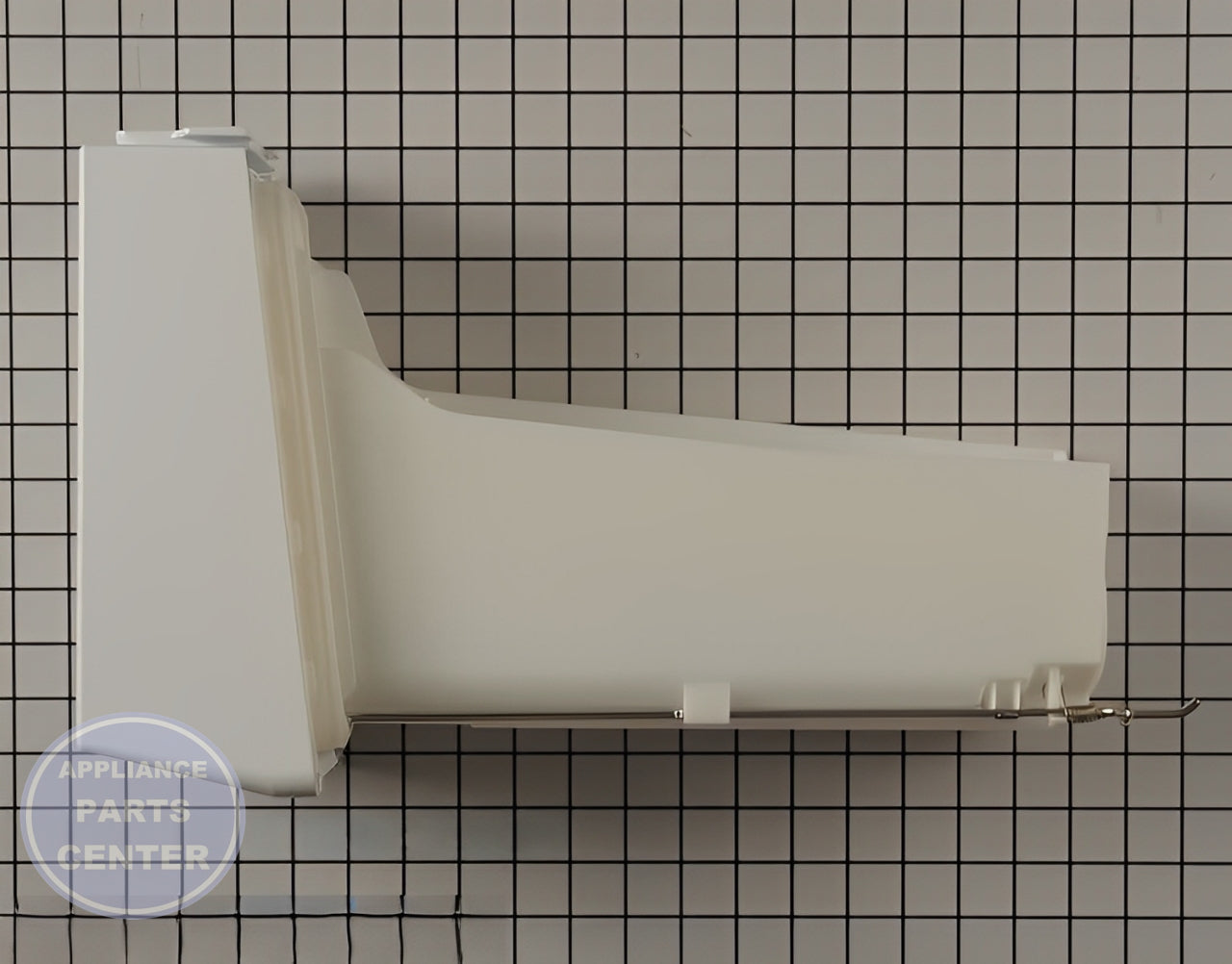 ICE TRAY MAKER BUCKET ASSEMBLY DA82-01396A - Side view with 5 lbs ice production capacity