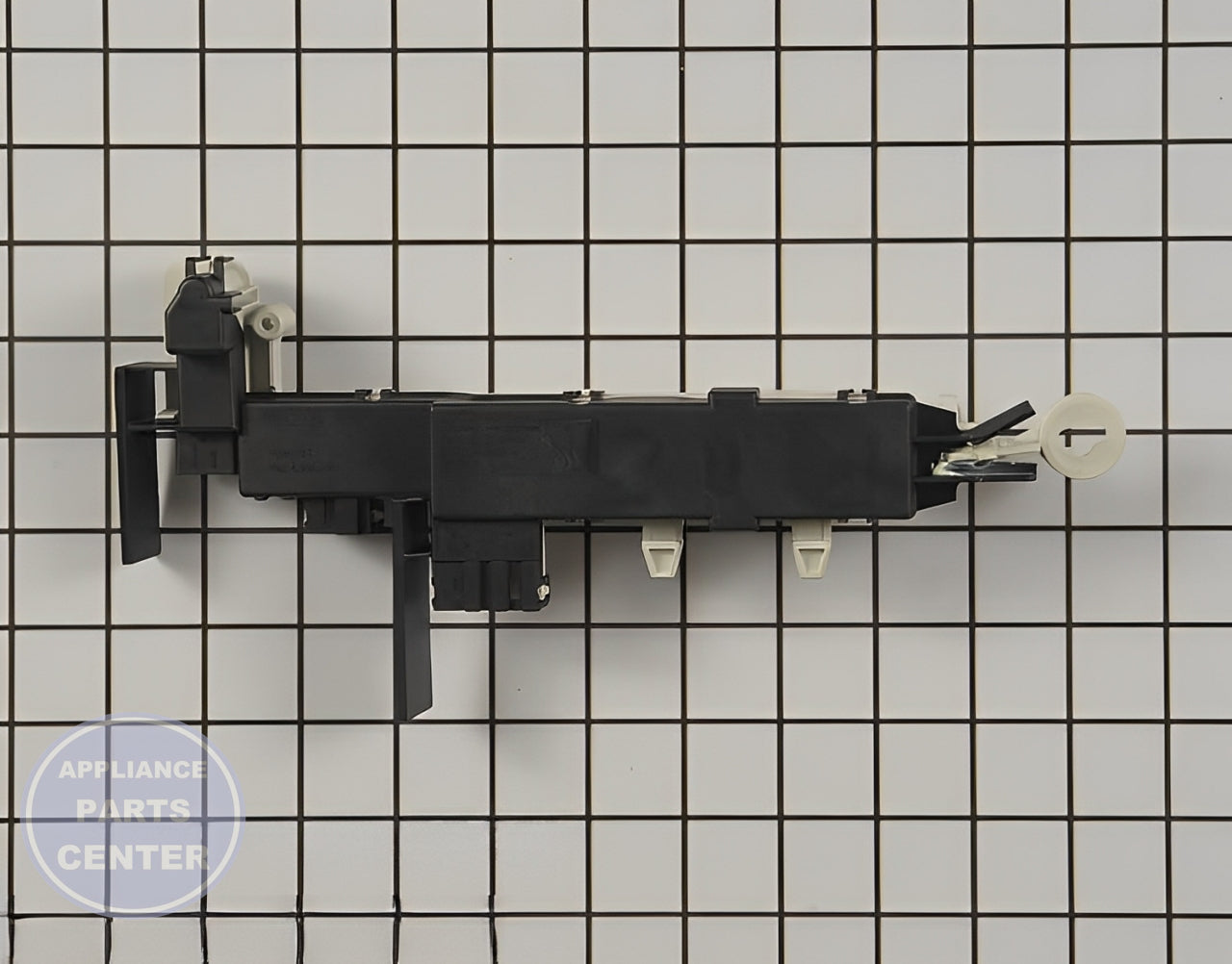 SAMSUNG WASHER ASSEMBLY DOOR LOCK LATCH SWITCH DC64-00519B - Detailed view of the sturdy latch design