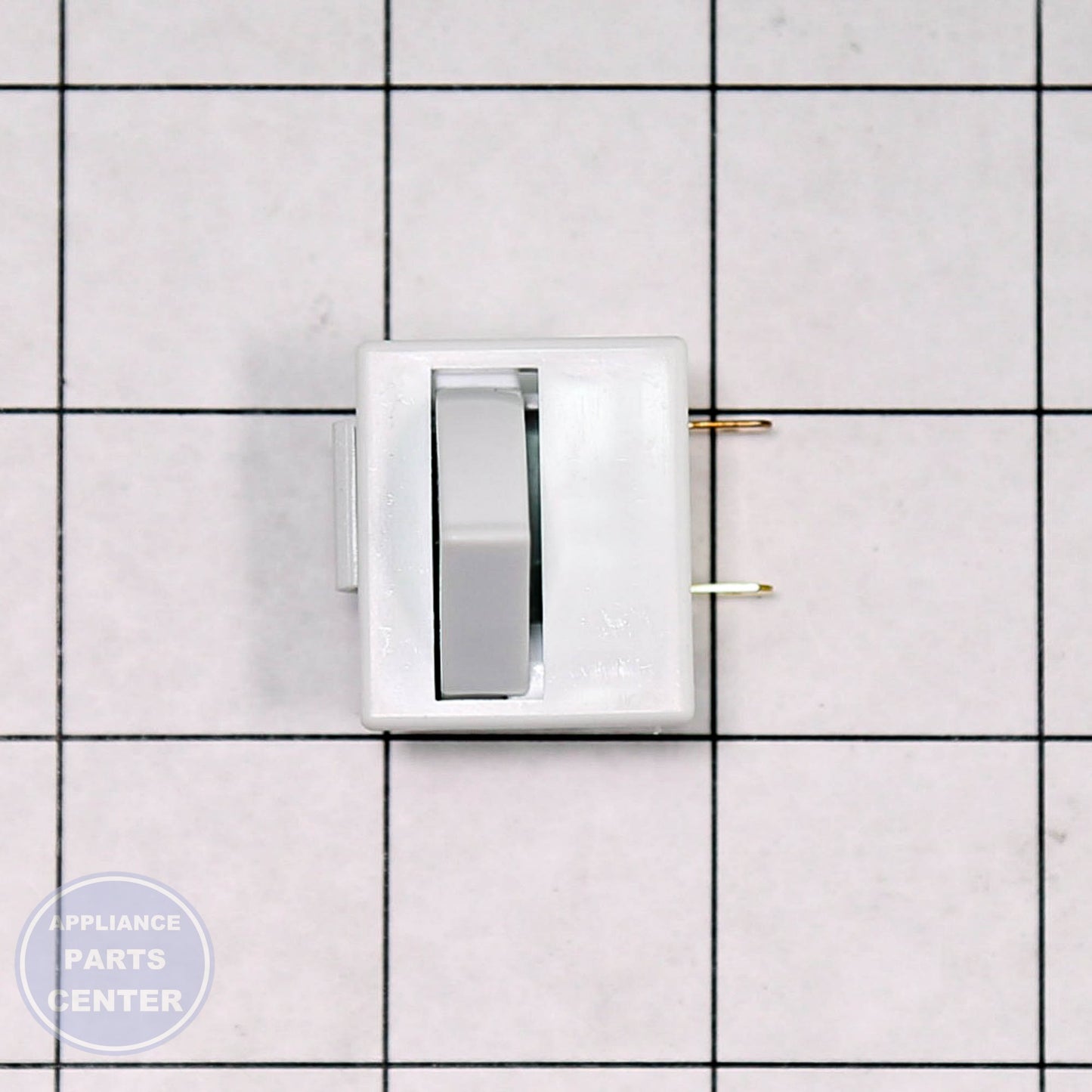 PRO LIGHT SWITCH SZ 7014646 - Installation in PRO model showing screw mounting points