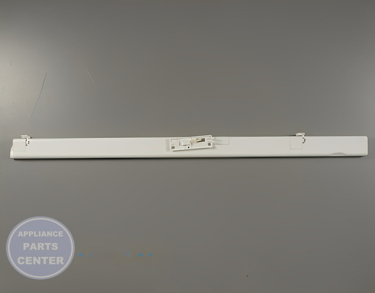 RAIL-MULLN W11177241 - Detailed view of durable steel material