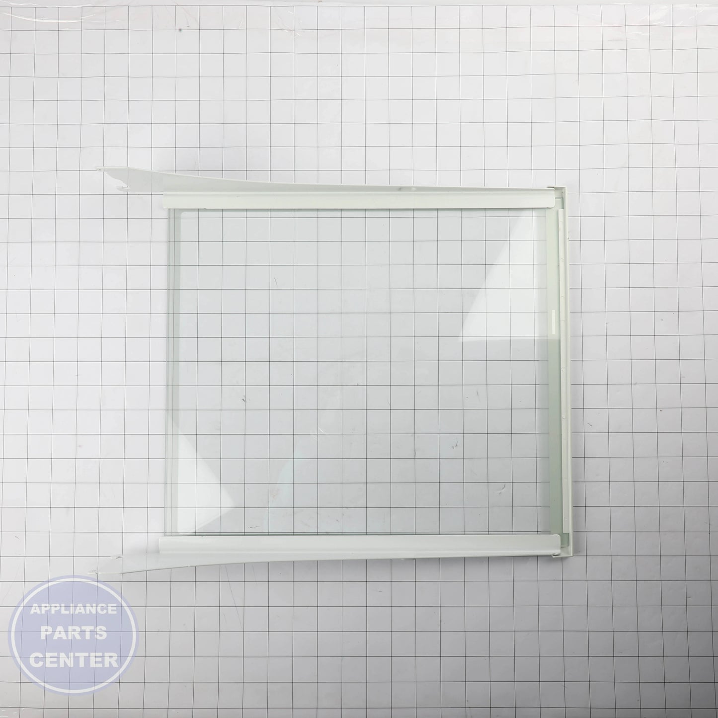 WPL SHELF-GLAS W11540779 - Installation in WPL Refrigerator showing secure mounting points