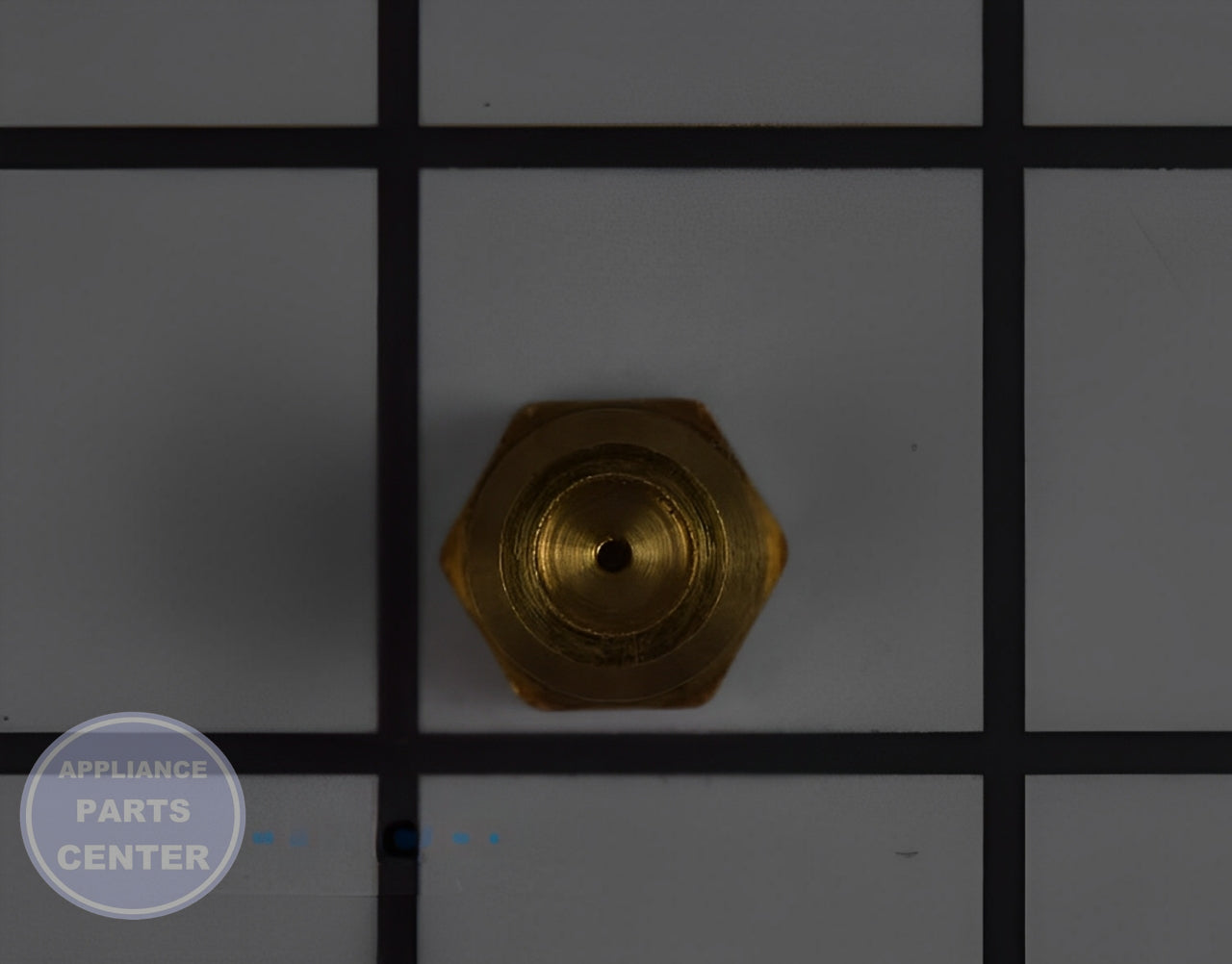 Orifice WB28X26089 - Side view with precise measurements for accurate fit
