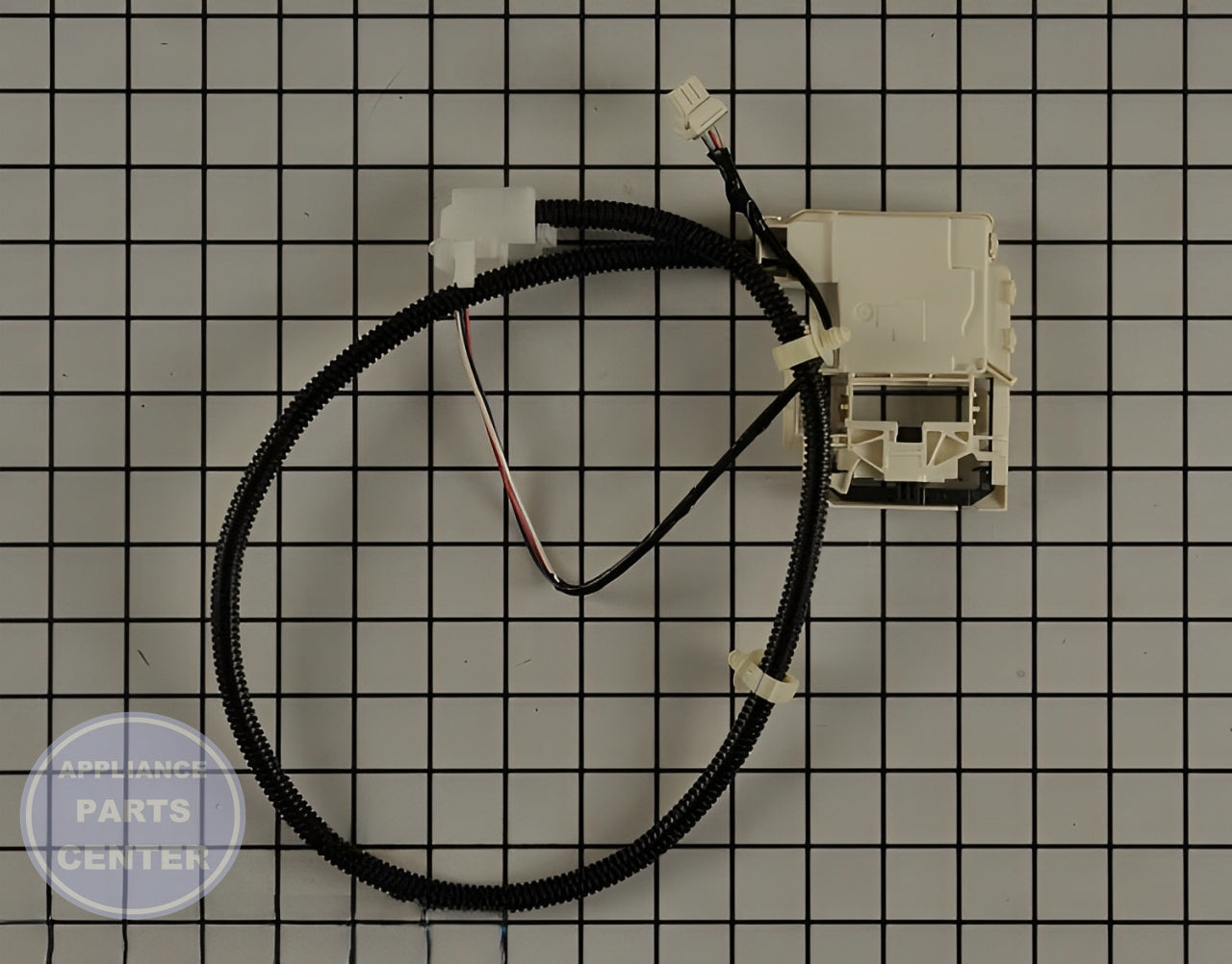 GE LID LOCK & HARNESS TL WASHER WH08X37859 - Side view with 10 lbs latch mechanism
