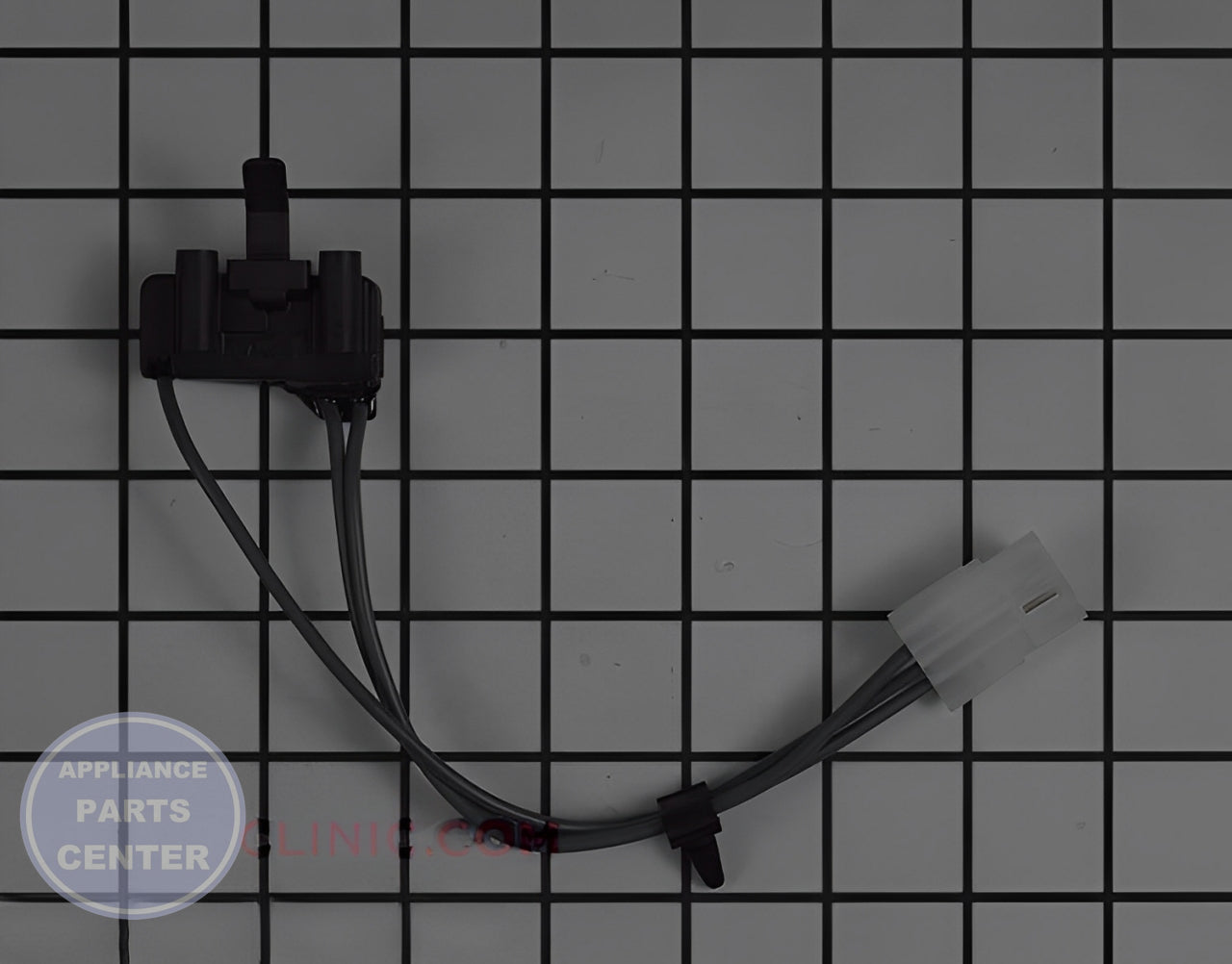 WHIRLPOOL DOOR SWITCH WP3406105 - Side view with precise measurements