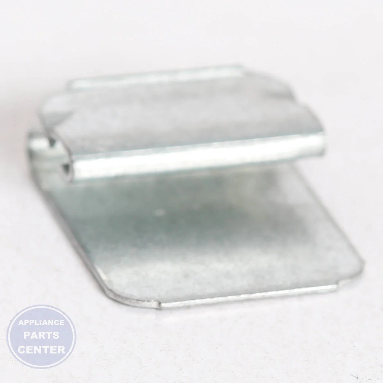 WPL CLIP WP8273564 - Installation in WPL model showing key mounting points