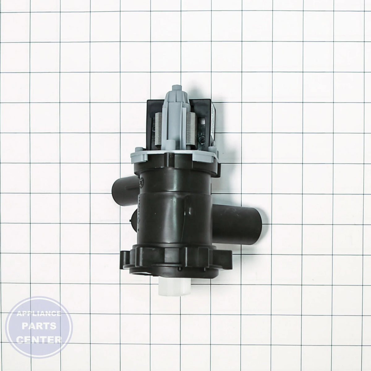BSH PUMP-DRAIN 00144640 - Installation in specific model showing key mounting points