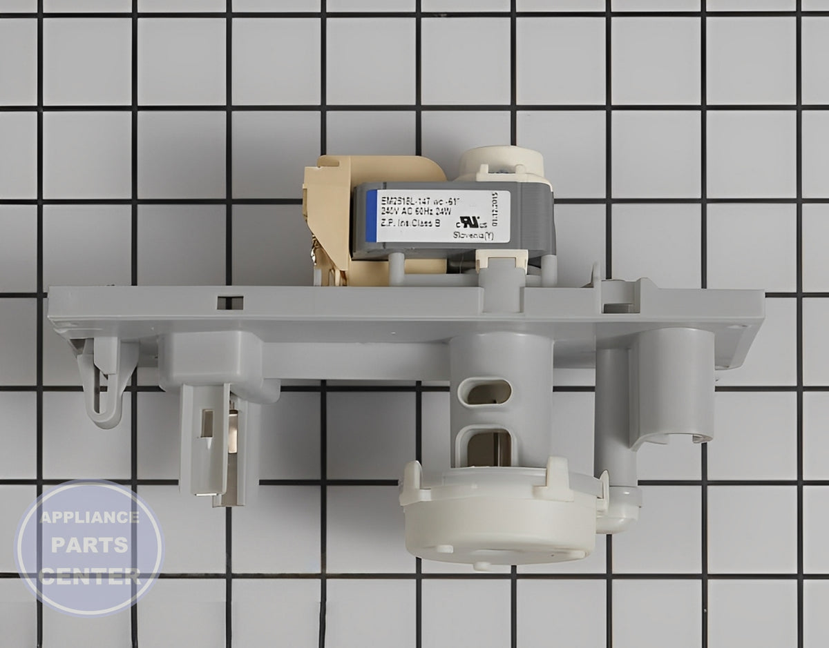 BOSCH WASHER PUMP 00145623 - Main view showing efficient water drainage for BOS Dryer models