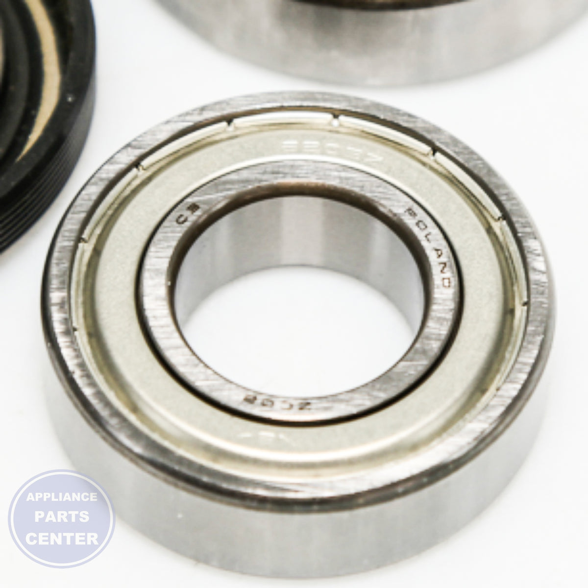 BSH BEARING SET 00619808 - Installation in specific model showing key mounting points