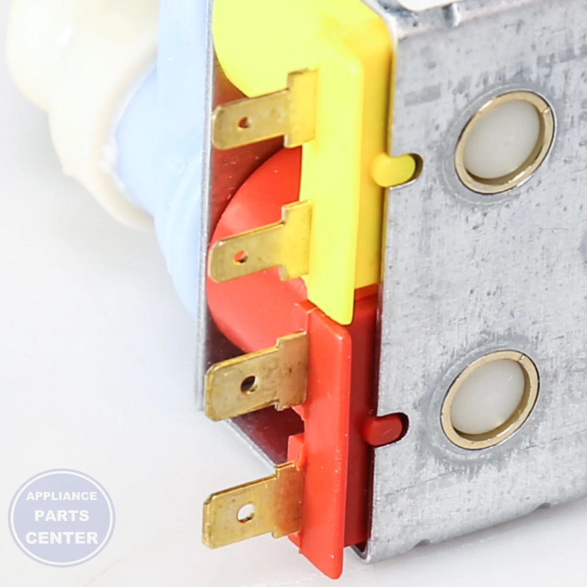 VALVE 00631861 - Side view with precise measurements