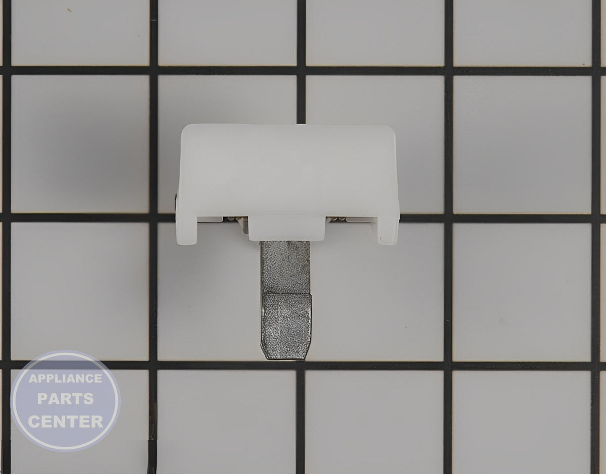BOSCH WASHER LATCH 00634207 - Main view showing secure closure for BOSCH models