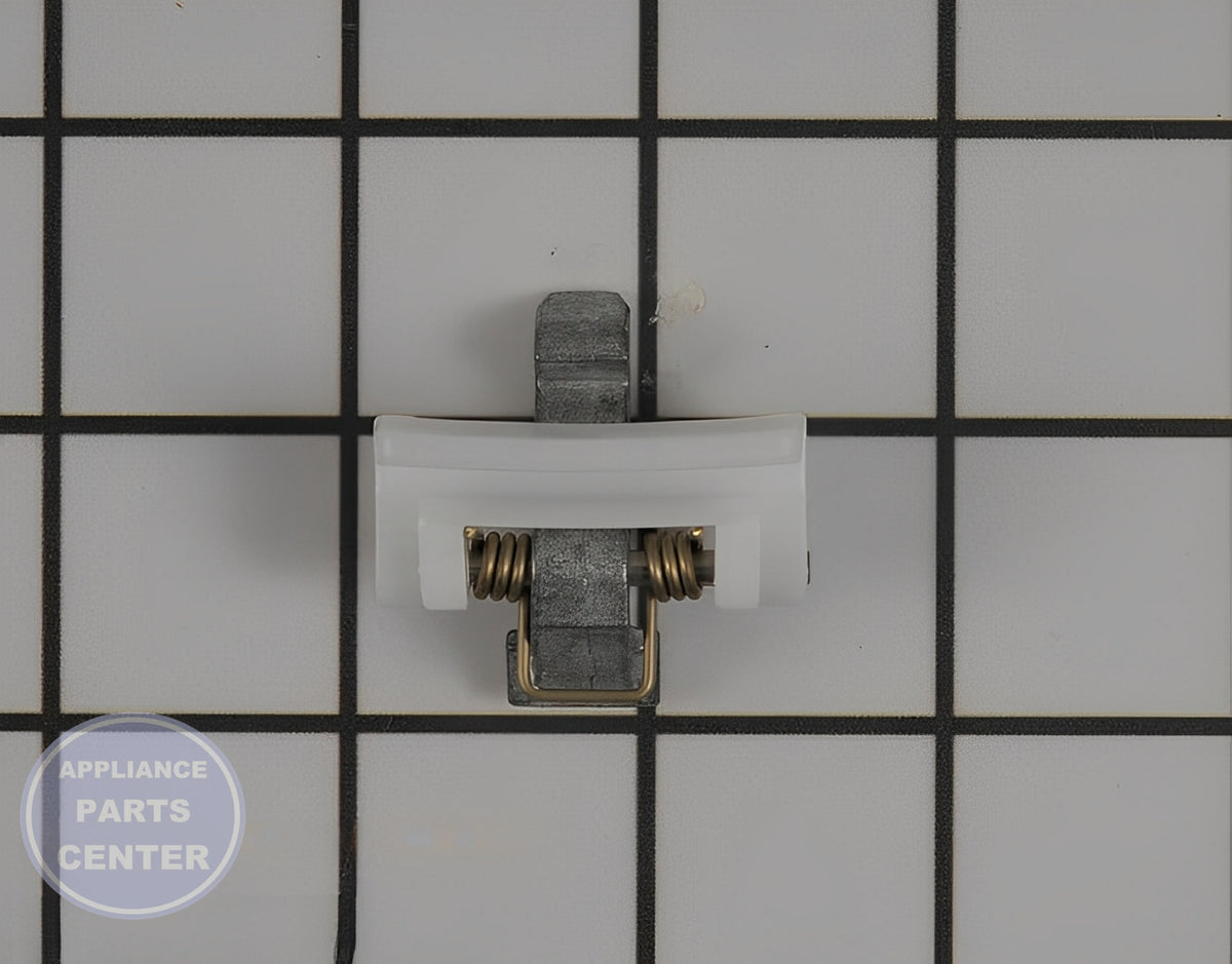BOSCH WASHER LATCH 00634207 - Detailed view of sturdy latch construction