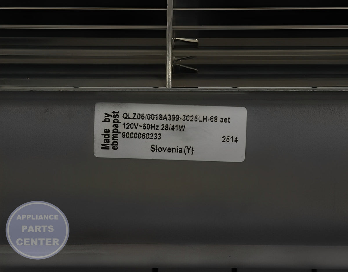 BOSCH OVEN FAN 00643600 - Detailed view of high-quality motor