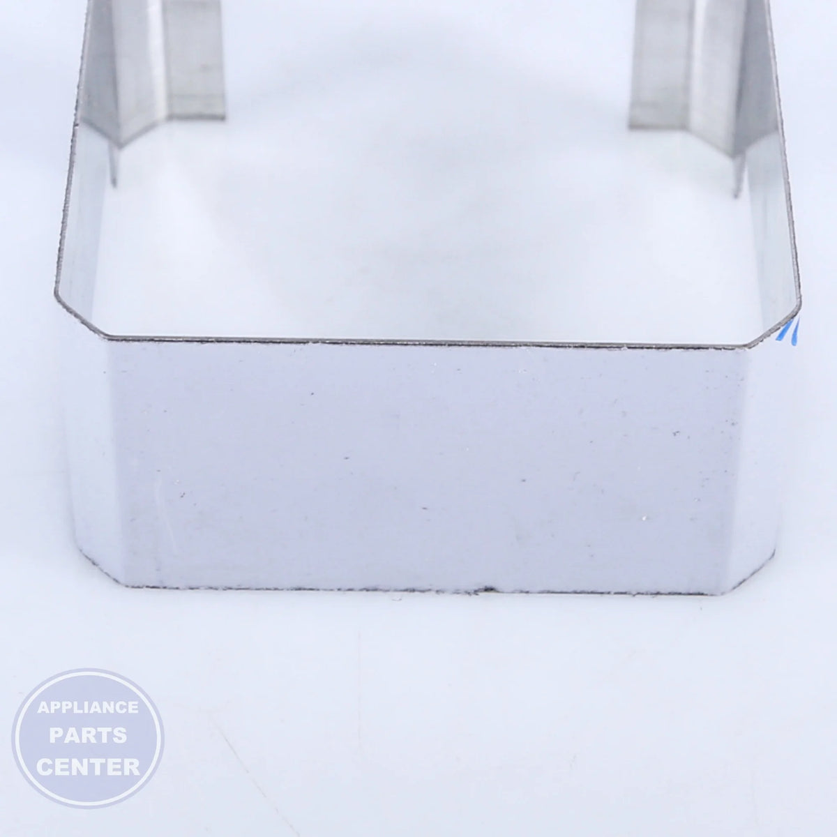 FOOT 00655596 - Detailed view of robust construction for lasting support