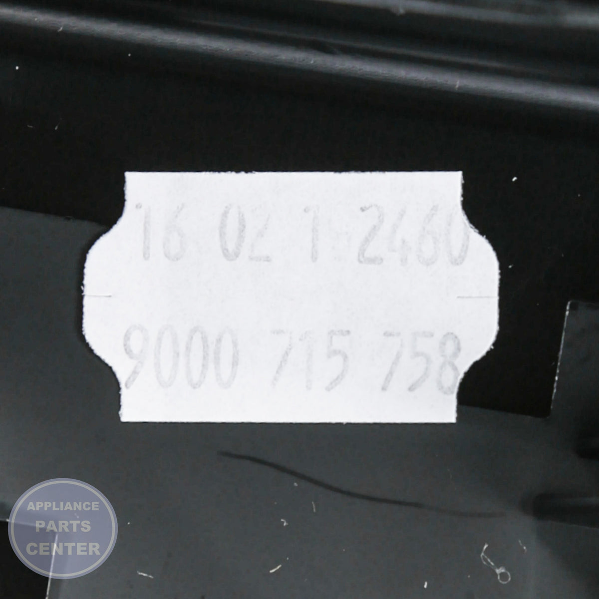 BSH PANEL-FACIA 00665888 - Installation in specific model showing key mounting points