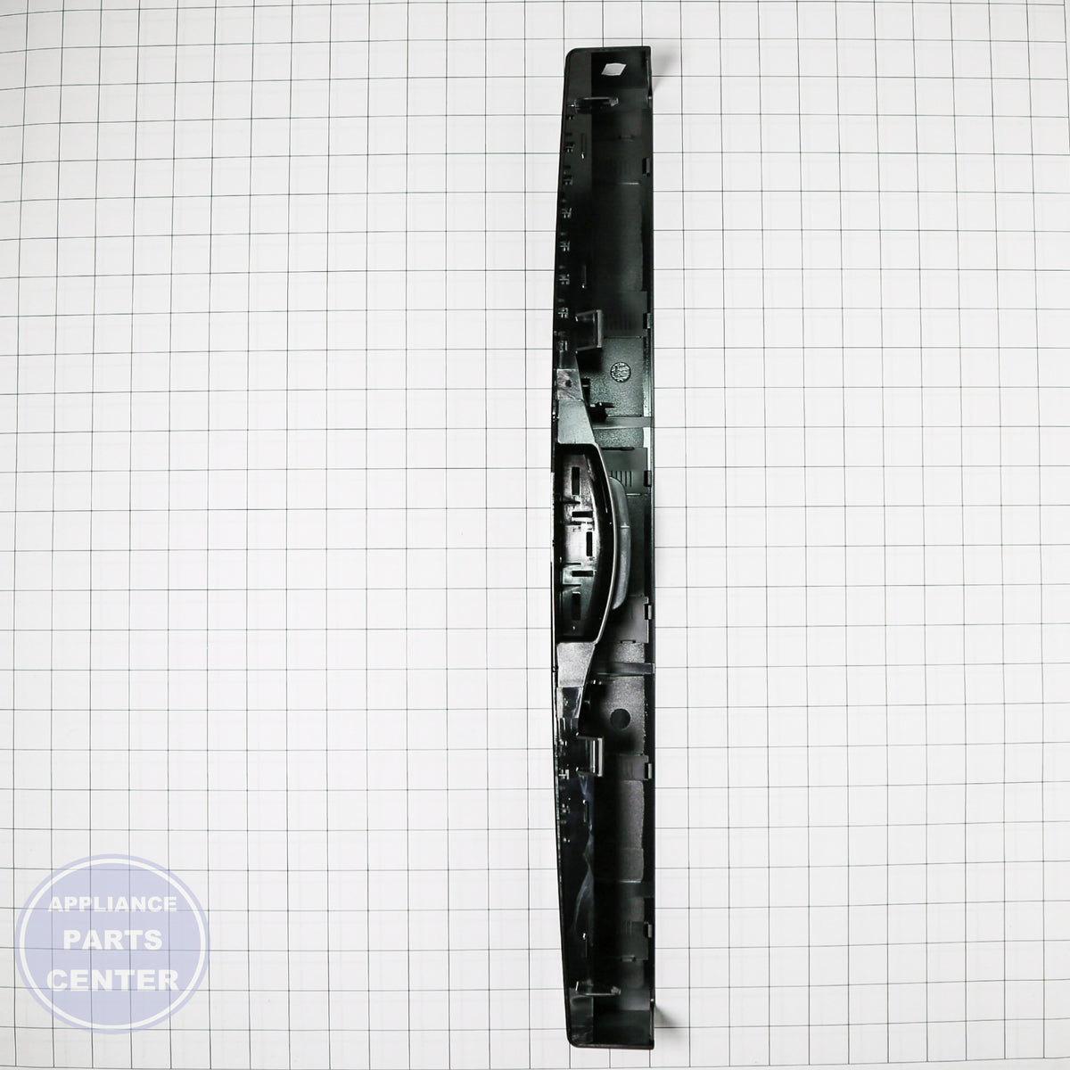 BSH PANEL-FACIA 00665888 - Installation in specific model showing key mounting points