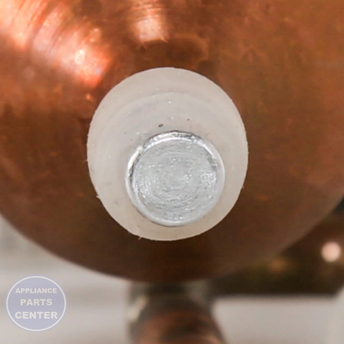 BSH EVAPORATOR 00682508 - Installation in specific model showing key mounting points