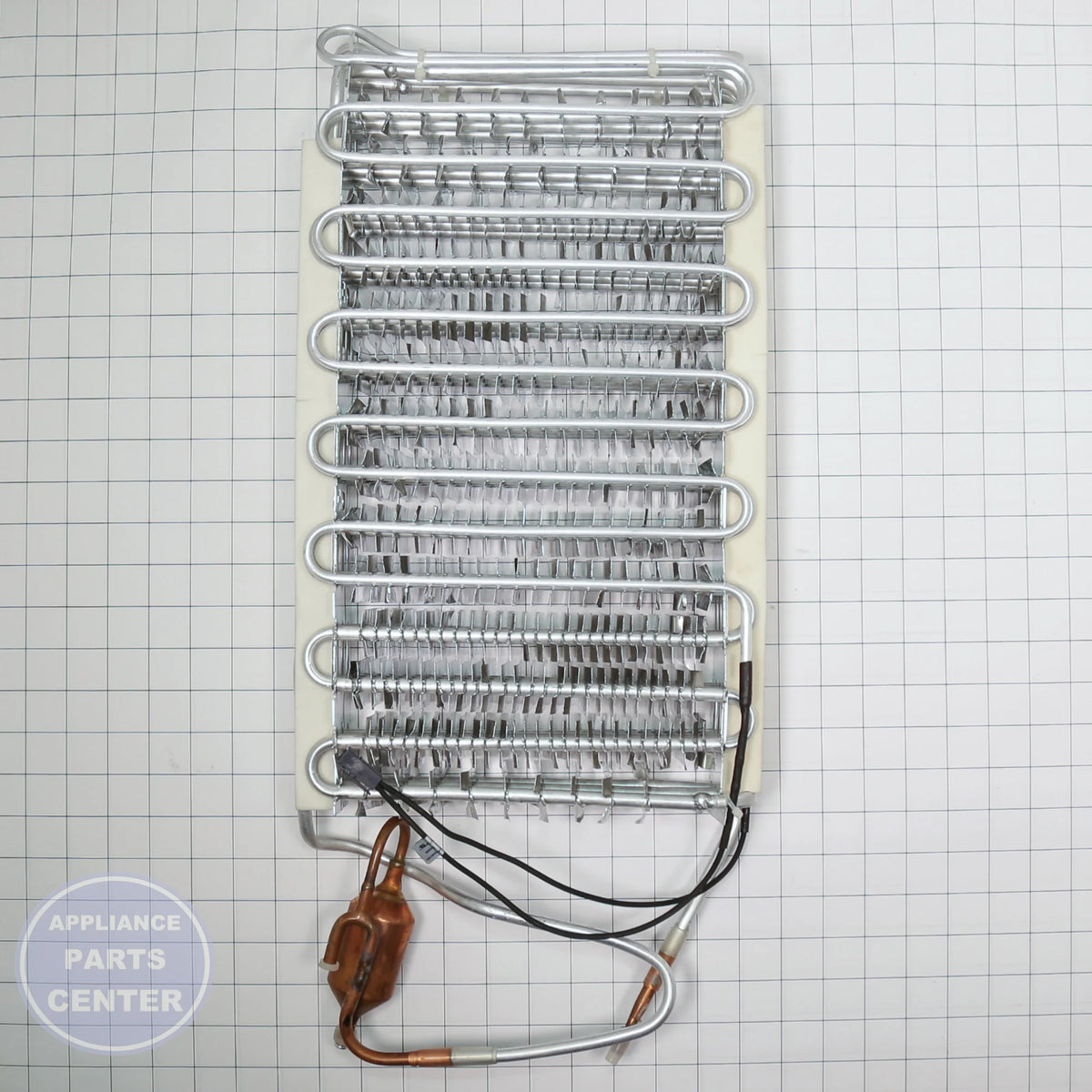 BSH EVAPORATOR 00682508 - Installation in specific model showing key mounting points