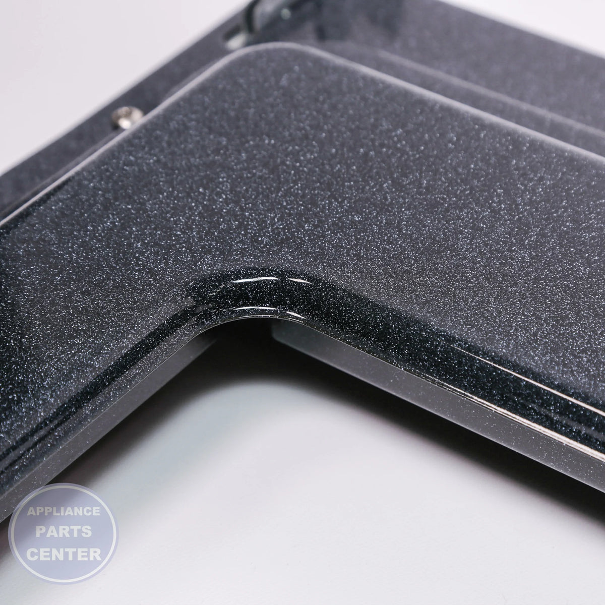 FIXING KIT 00683866 - Detailed view of secure mounting details