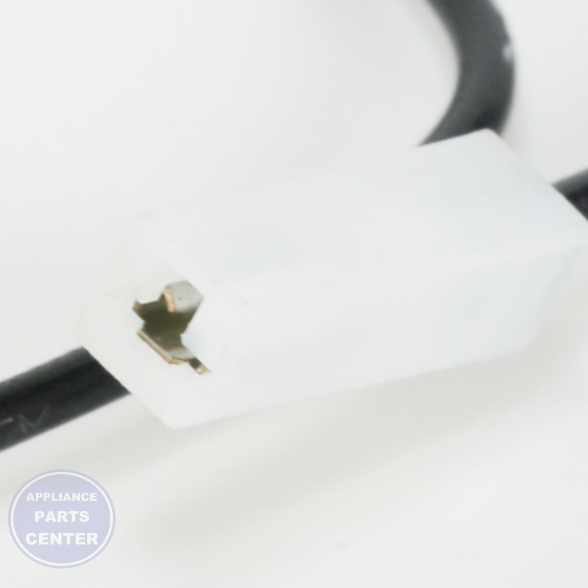 BSH IGNITION CABLE 00754966 - Installation in BSH model showing key mounting points