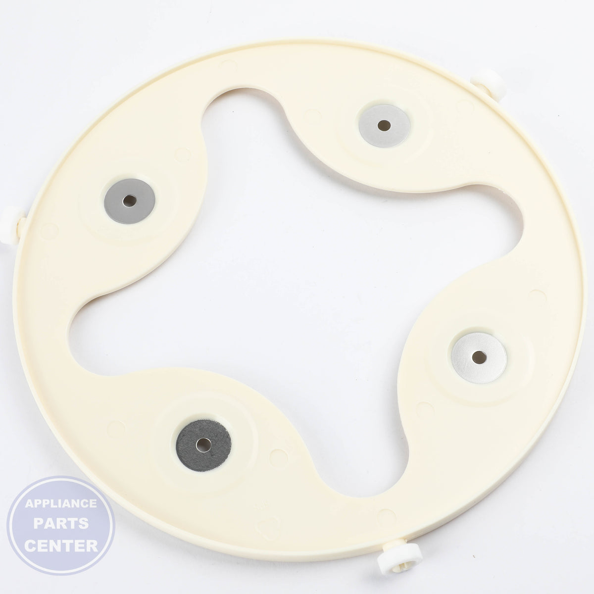 BSH RING-TURNTABLE 00756420 - Installation in BSH models showing easy mounting points