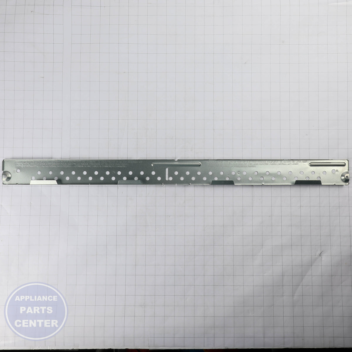 BSH MOUNTING BRACKET 00792457 - Installation in BSH 792457 model showing secure mounting points