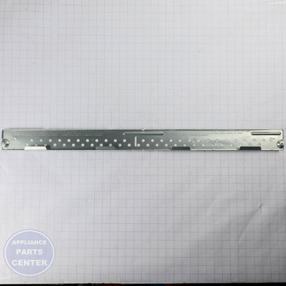 BSH MOUNTING BRACKET 00792457 - Installation in BSH 792457 model showing secure mounting points