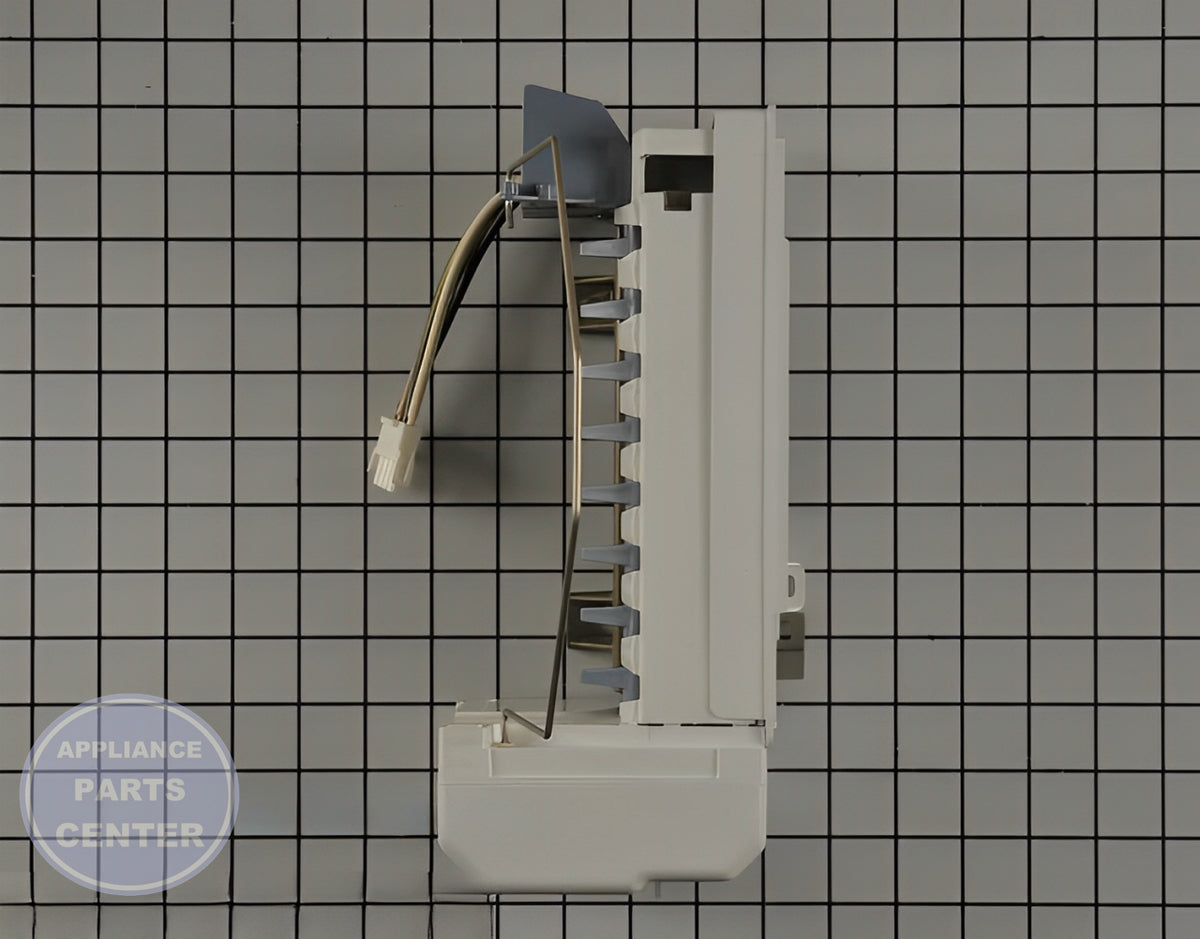 BOSCH REFRIGERATOR ICE MAKER 00798555 - Installation in BOS refrigerator showing key mounting points