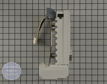 BOSCH REFRIGERATOR ICE MAKER 00798555 - Installation in BOS refrigerator showing key mounting points