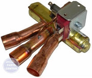 Goodman Reversing Valve 0151R00068S - Main view showing efficient heating and cooling transition for Goodman and Amana models
