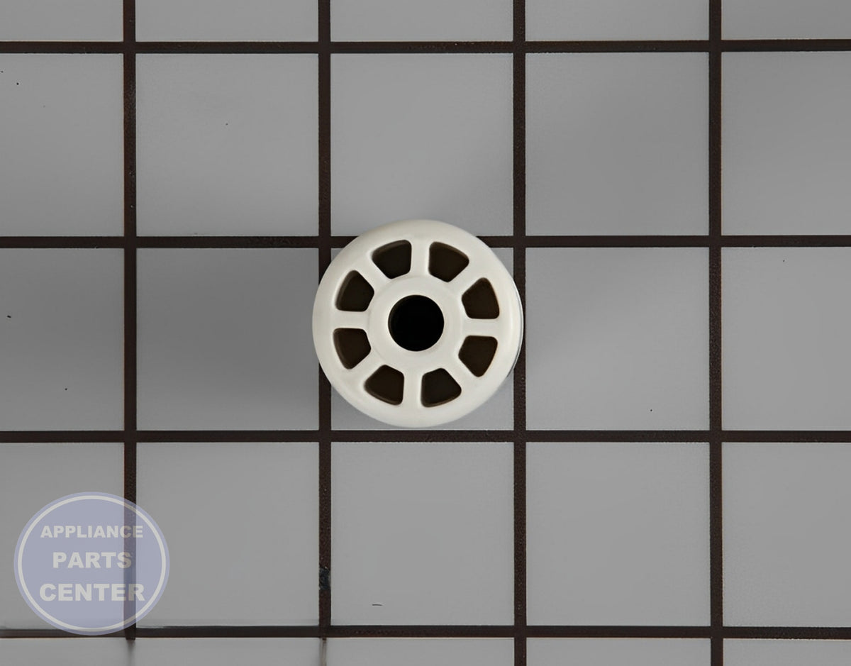 Roller 10450701 - Detailed view of axle, shaft, and wheel