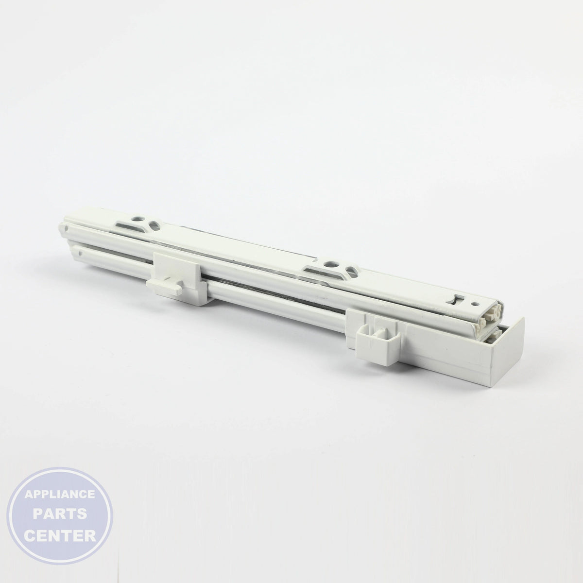 BSH RAIL 11000563 - Installation in BSH refrigerator showing ease of mounting