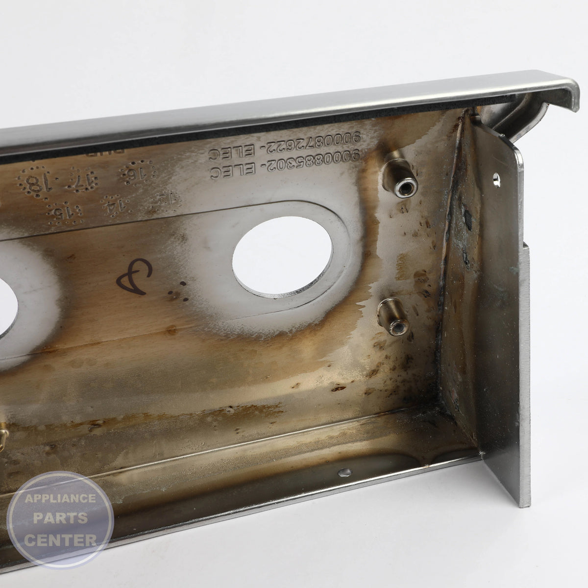 BSH FRONT PANEL 11005330 - Installation in specific model showcasing easy mounting points