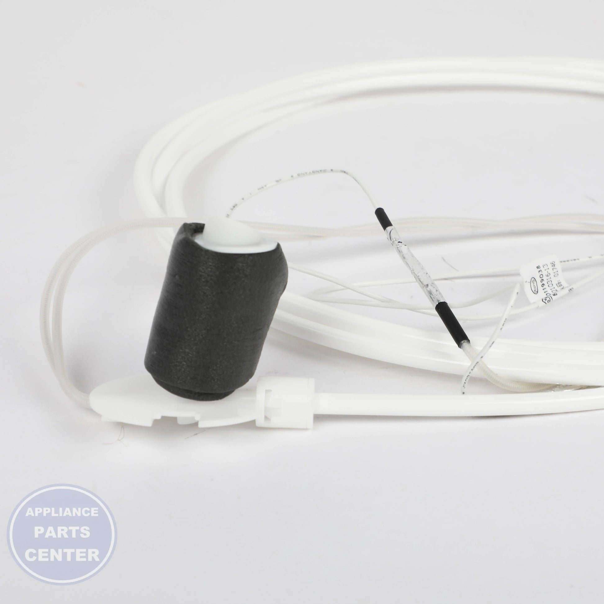 WATER INLET 11044902 - Side view with 6-inch length
