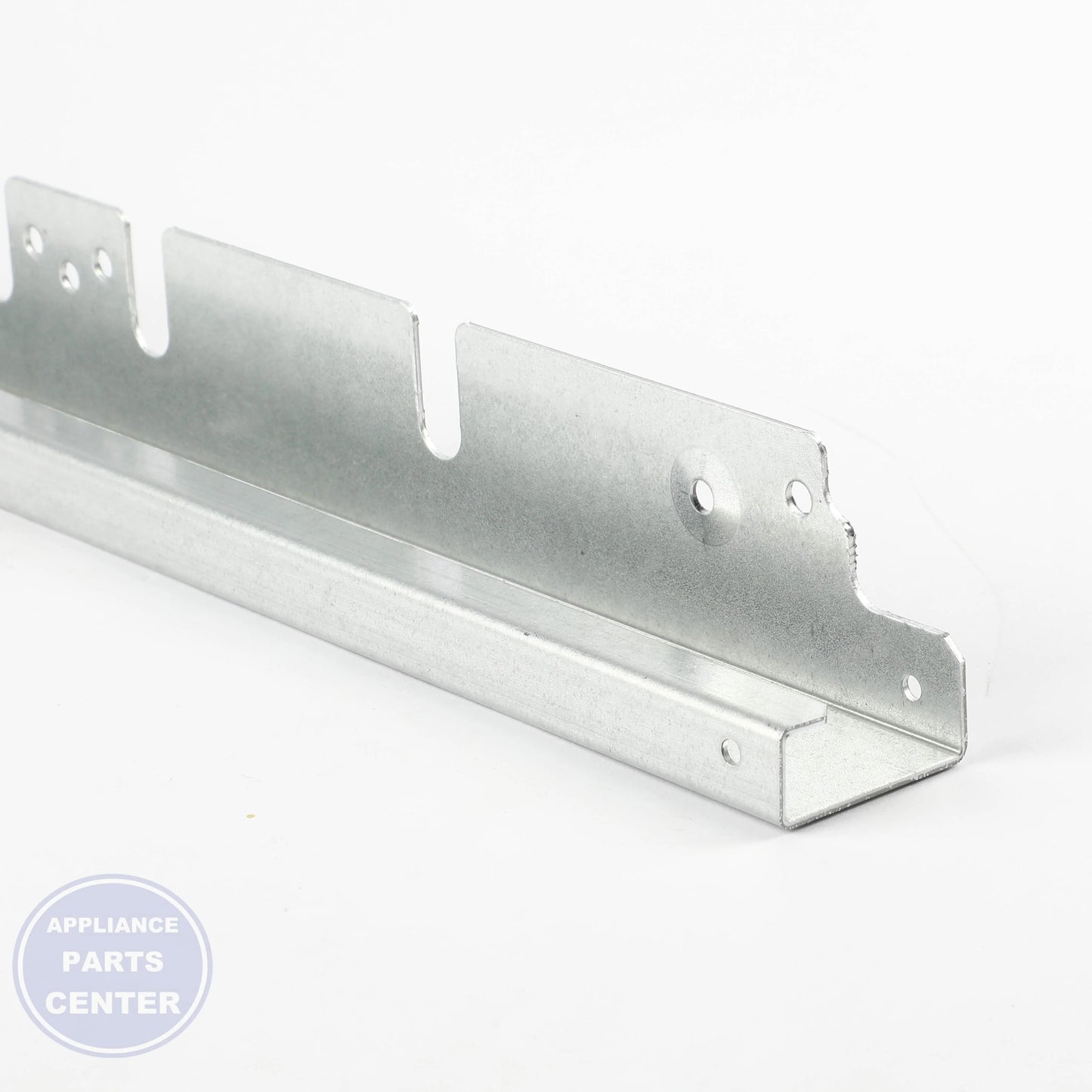 BSH CONNECTION PIECE 12001384 - Installation in Bosch model showing easy mounting points