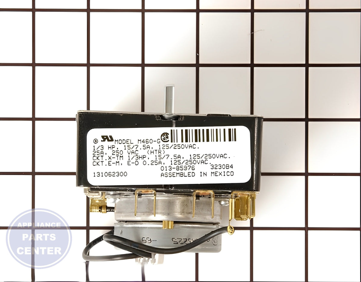 Timer 131062300 - Detailed view of the circuit board