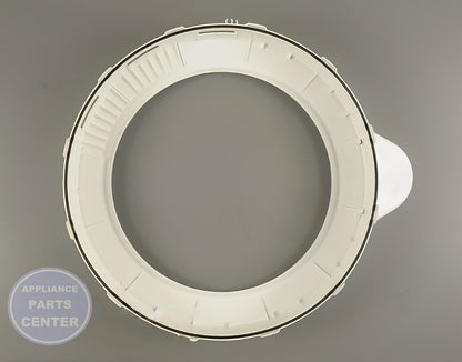 Tub Cover 131551103 - Detailed view of sturdy build for long-lasting performance