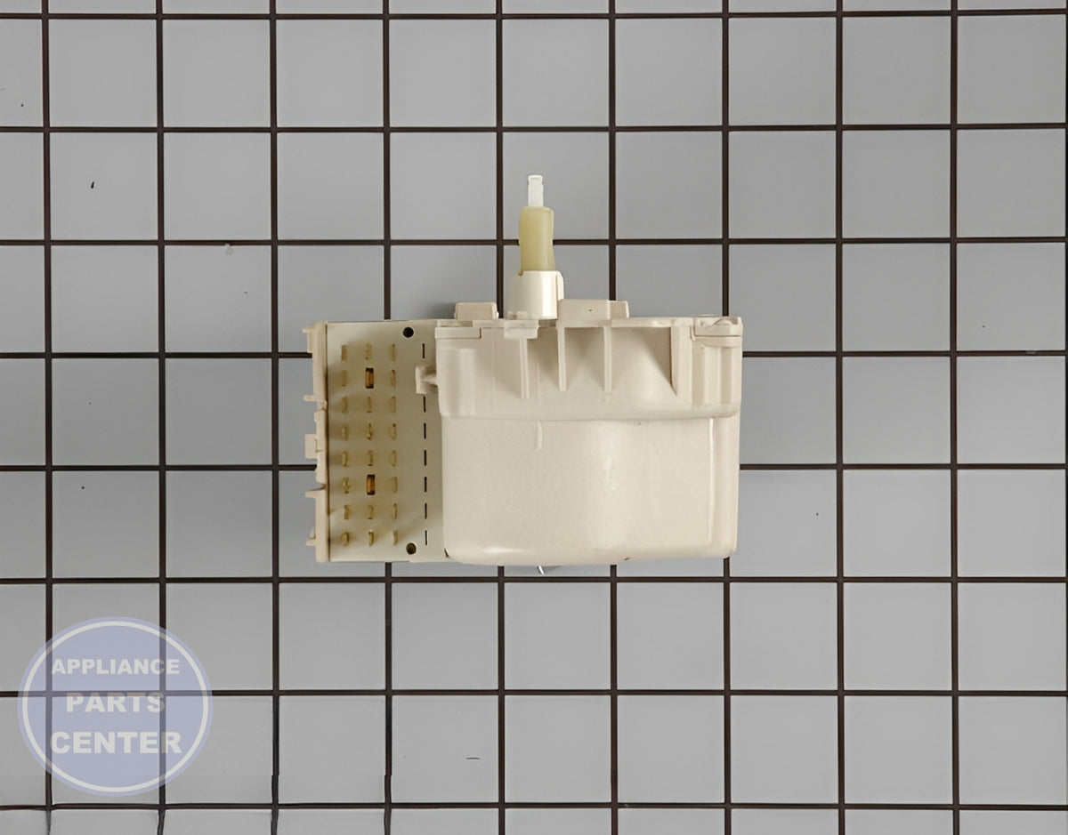 TIMER 131856401 - Detailed view of Circuit Board design