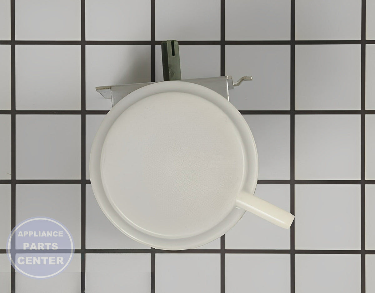 Pressure Switch 134422700 - Detailed view of precise pressure regulation