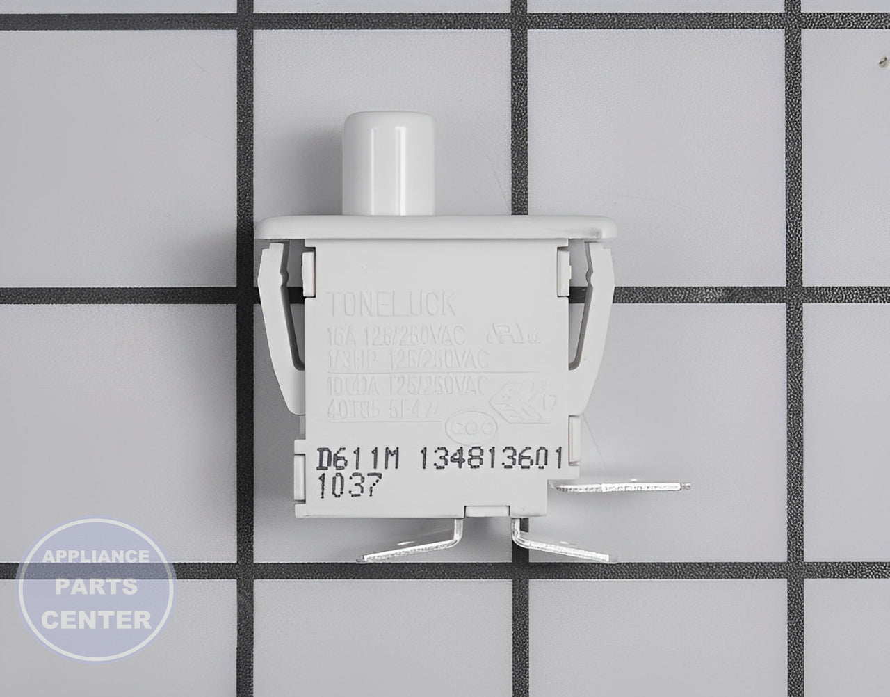 FRIGIDAIRE DRYER DOOR SWITCH 3-WIRE 134813601 - Main view showing durability for various models