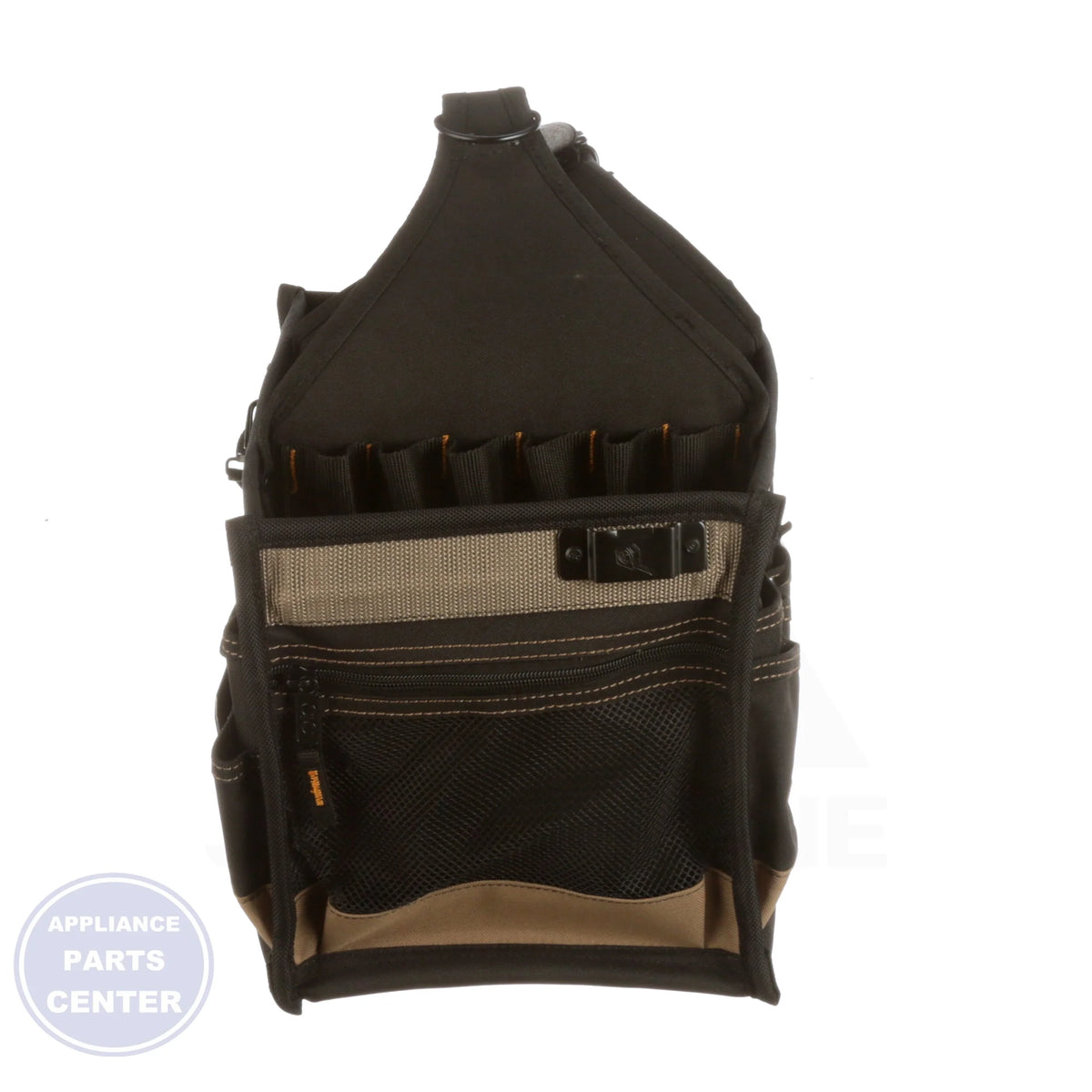 Part 1528 - Detailed view of 14 multi-use and 8 internal pockets