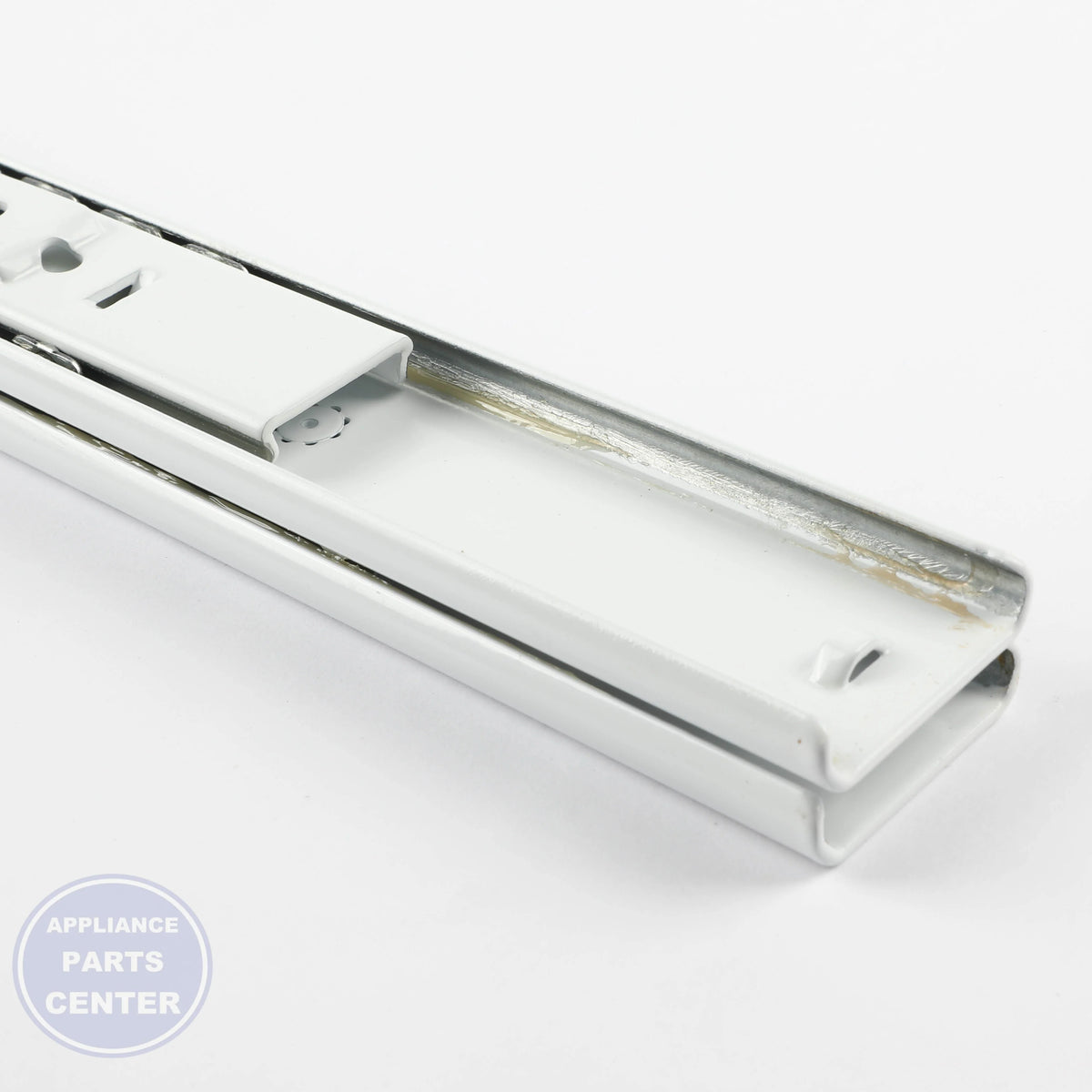 BSH RAIL 20003446 - Installation in BSH model showcasing key mounting points