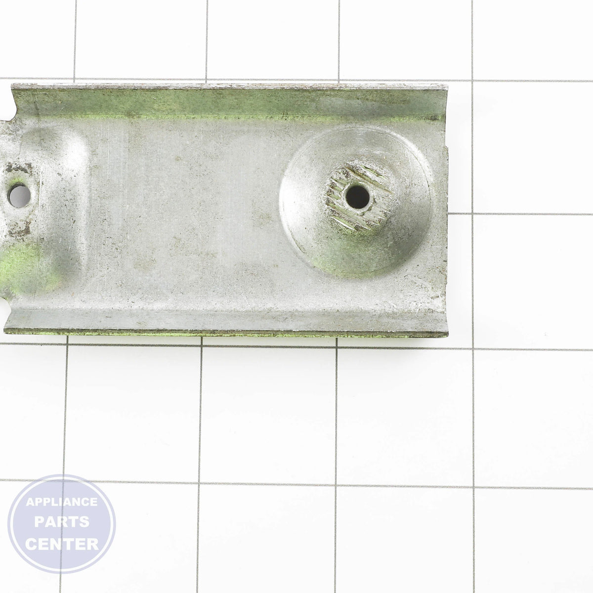 WCI TAPPING PLATE 218845601 - Installation in WCI Refrigerator showing key mounting points