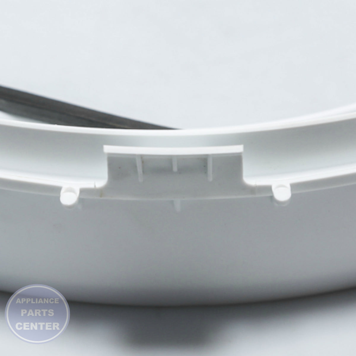 WPL TUB COVER 22001299 - Installation in [specific model] showing simple mounting points