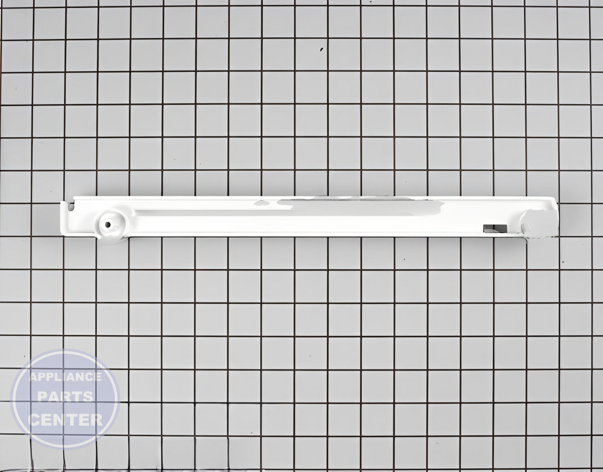 HANGER-BASKET 240343102 - Detailed view of durable construction
