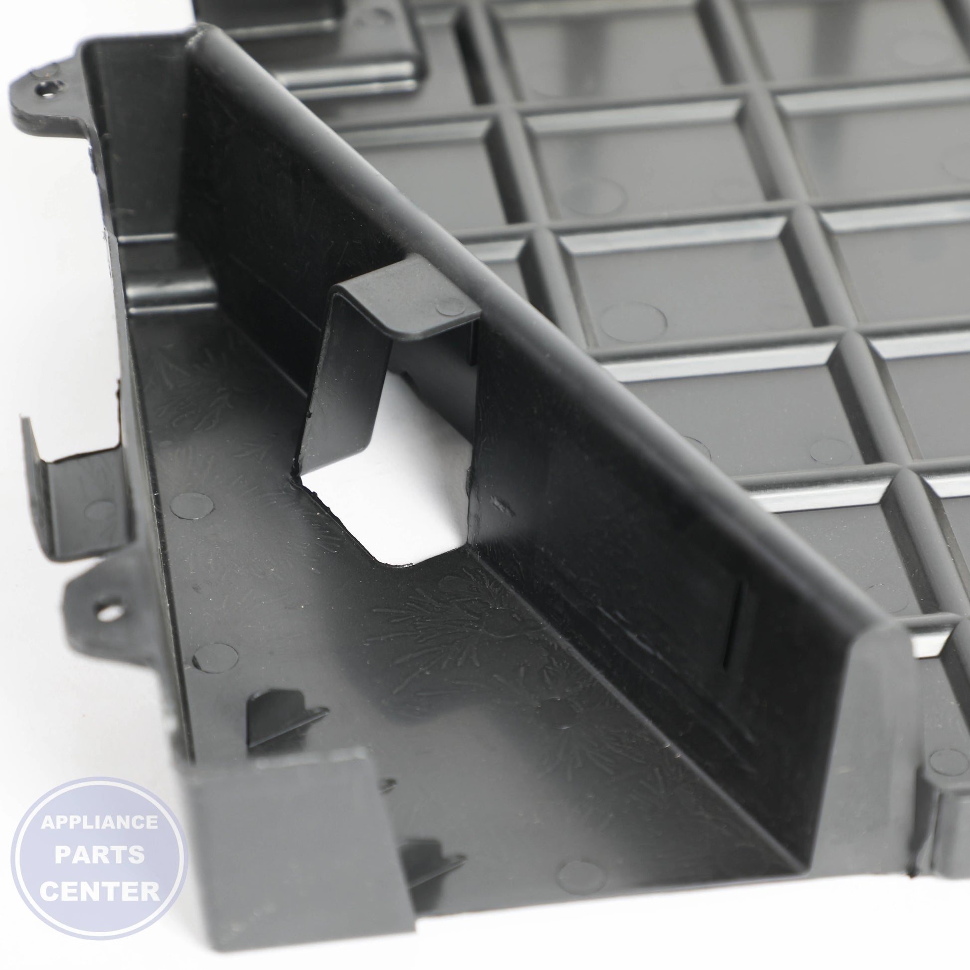 PAN-DEFROST DRAIN 241697502 - Side view with 5 lbs water support