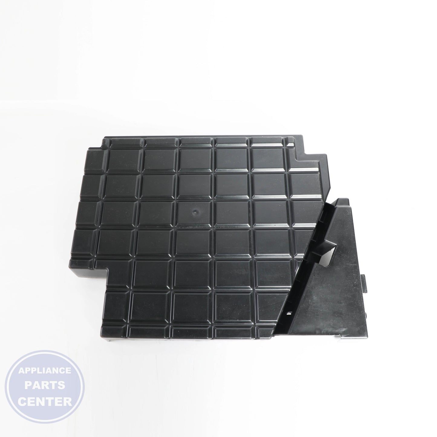 WCI PAN-DEFROST DRAIN 241697502 - Installation in WCI model showing key mounting points