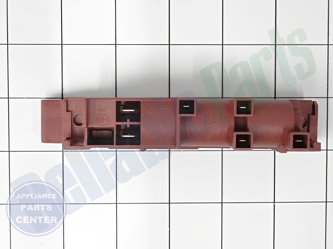 FRIGIDAIRE OVEN RANGE COOKTOP SPARK MODULE 316135702 - Installation in specific model showing mounting points