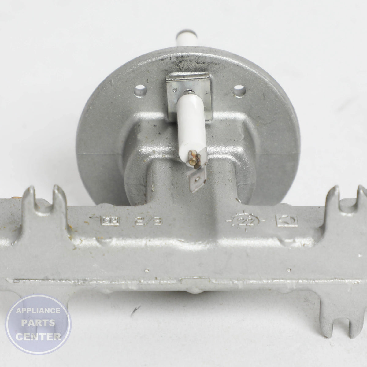 WCI IGNITOR/ORIFICE ASS 316440105 - Installation in specific model showing key mounting points