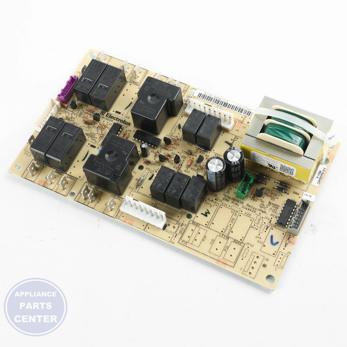 WCI BOARD 316443946 - Installation in specific model showing key mounting points