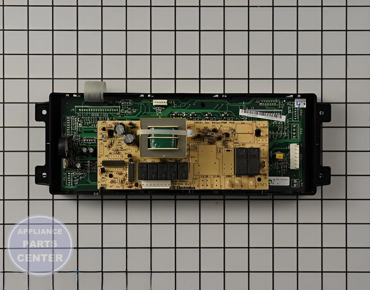 Control Board 316650003 - Detailed view of electronic components for precise cooking control